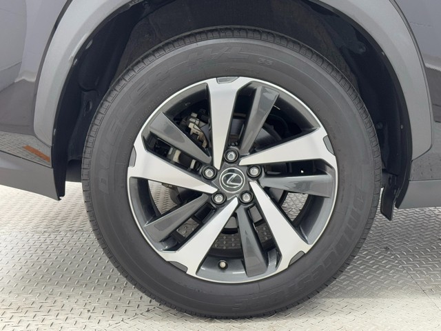 レクサス NX300h VER-L