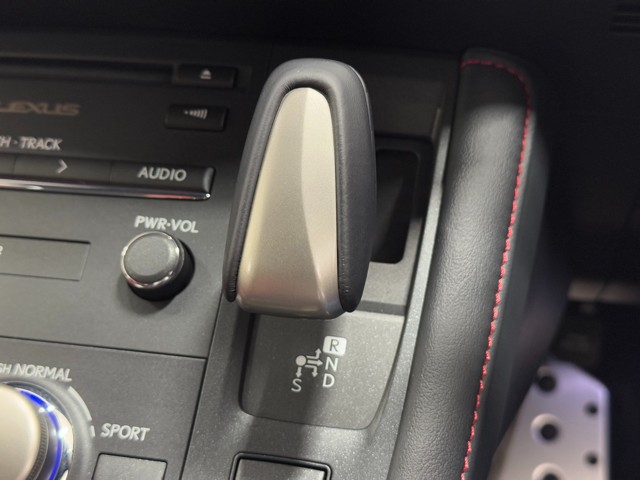 レクサス CT200h Fスポーツ XLine