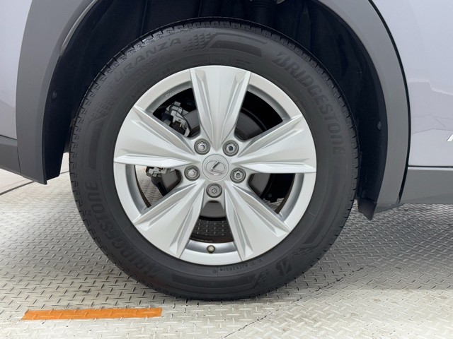 レクサス UX250h バージョンC