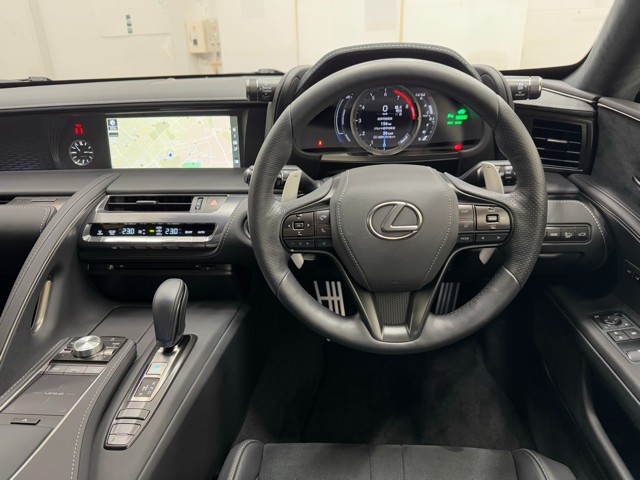 レクサス LC500h Sパッケージ