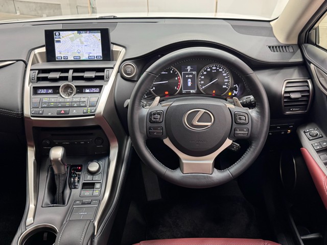 レクサス NX200t VER-L