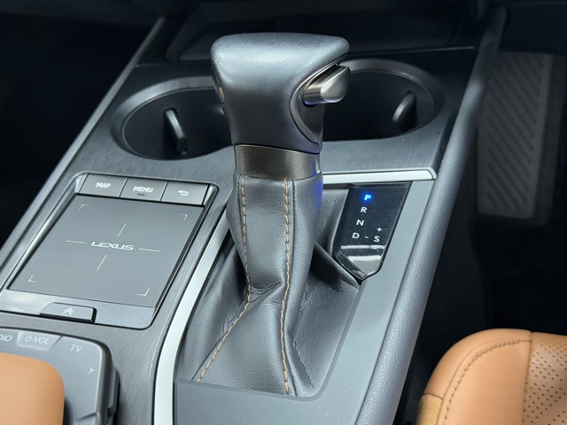 レクサス UX250h バージョンL