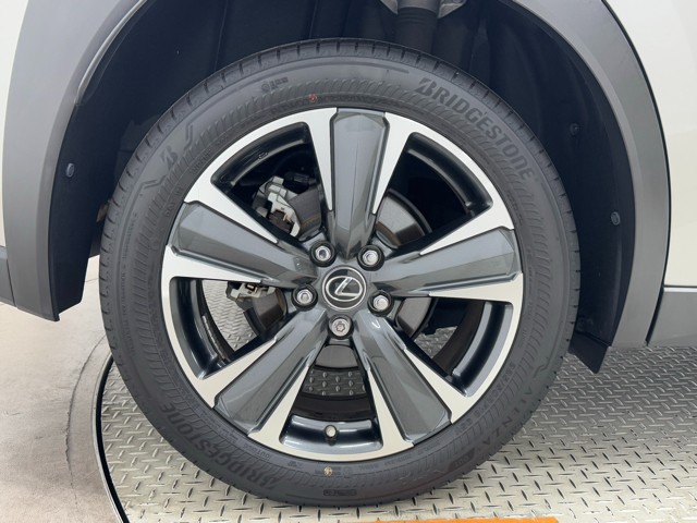 レクサス UX250h バージョンL