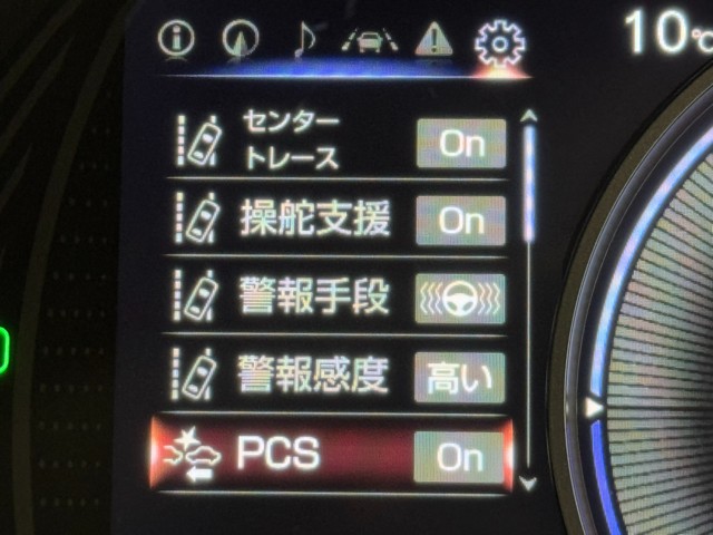 レクサス UX300e バージョンL