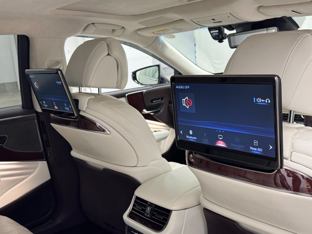 レクサス LS500h エグゼクティブ