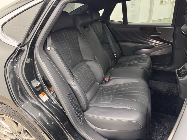 レクサス LS500h エグゼクティブ