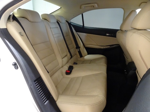 レクサス IS300h VER-L