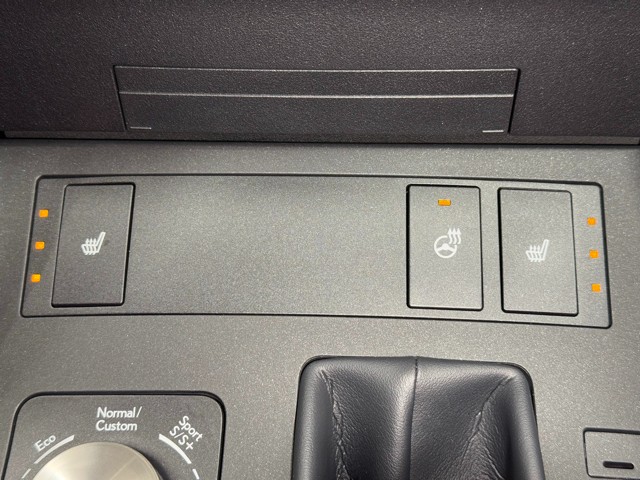 レクサス IS300h F SPORT