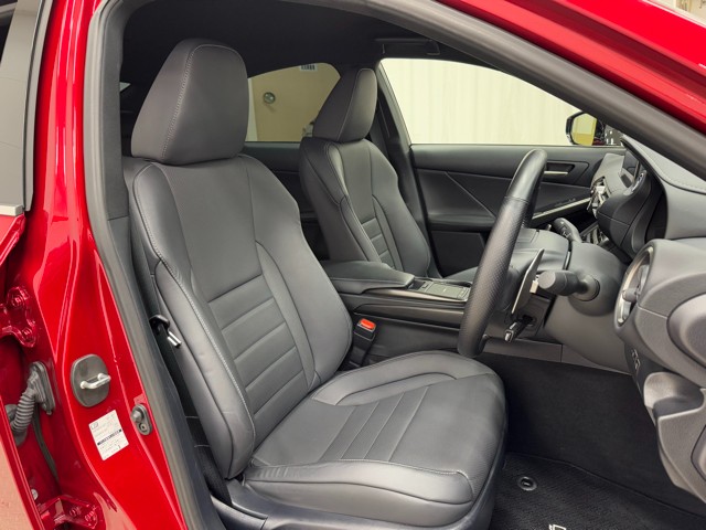 レクサス IS300h F SPORT