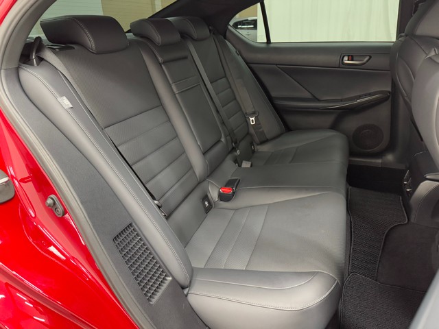 レクサス IS300h F SPORT