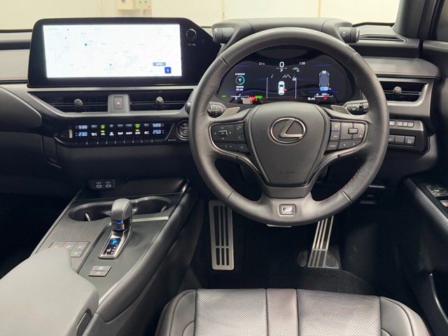 レクサス UX300h F SPORT