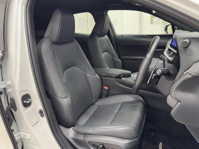 レクサス UX250h バージョンC