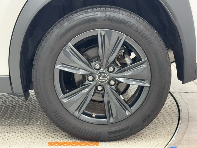 レクサス UX250h バージョンC