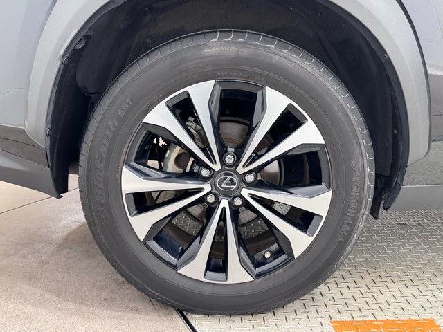 レクサス NX300h F SPORT