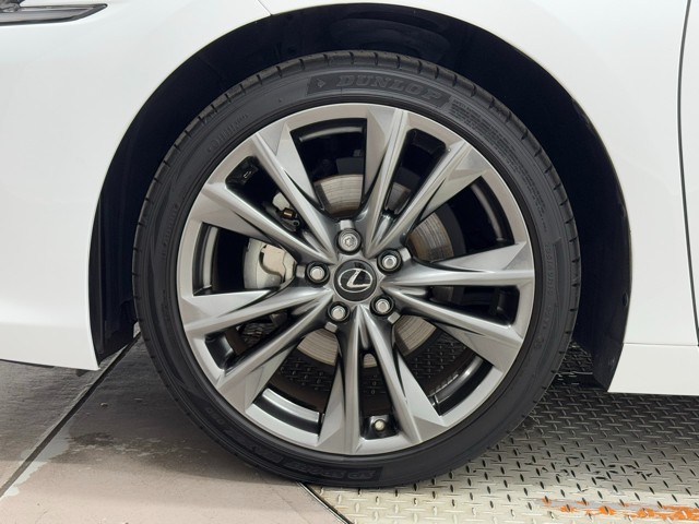 レクサス ES300h Fスポーツ