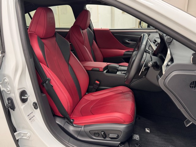 レクサス ES300h F SPORT
