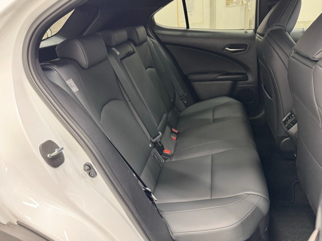 レクサス UX250h Fスポーツ