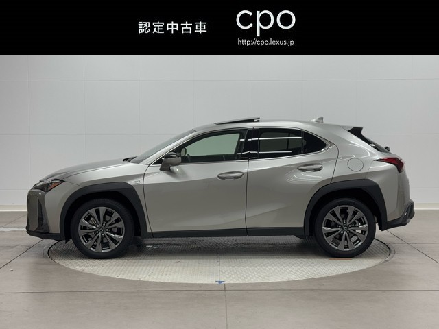 レクサス UX200 Fスポーツ