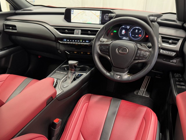 レクサス UX250h Fスポーツ