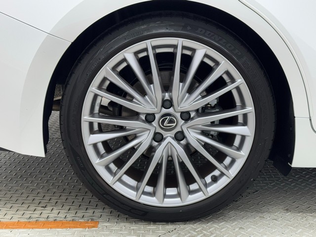 レクサス IS300h バージョンL