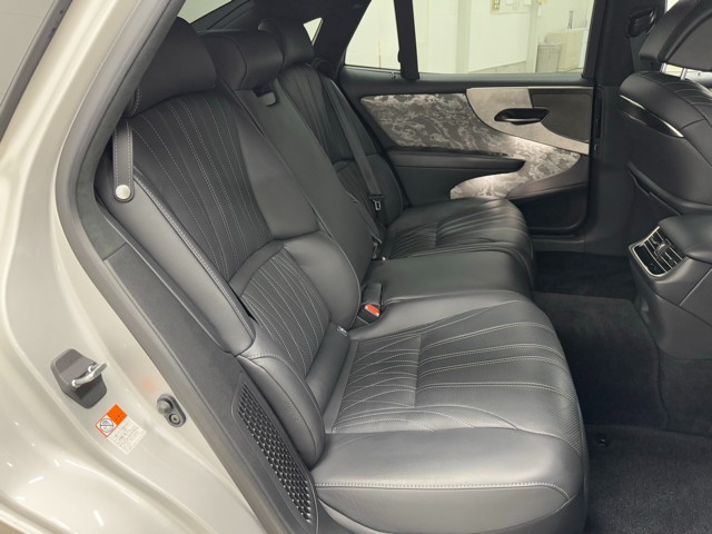 レクサス LS500h エグゼクティブ