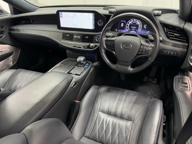 レクサス LS500h エグゼクティブ