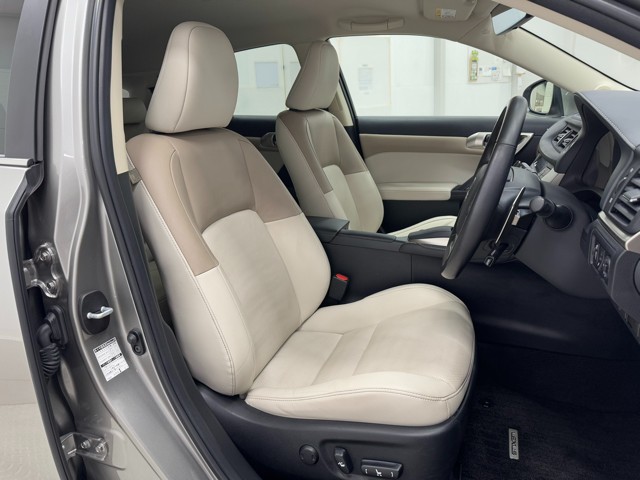 レクサス CT200h VER-L