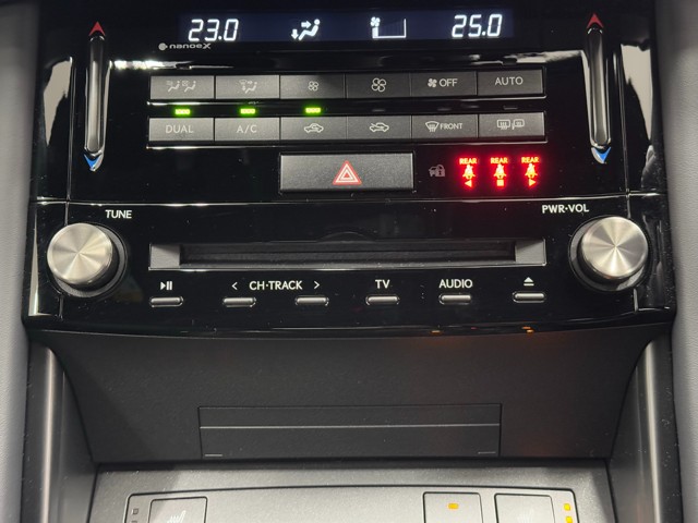 レクサス IS300h F SPORT