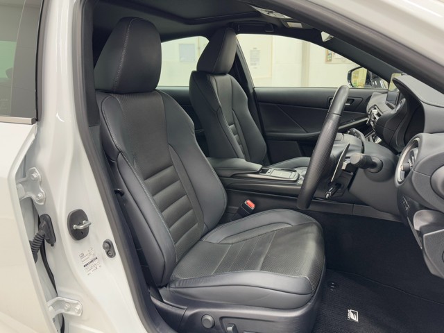 レクサス IS300h F SPORT