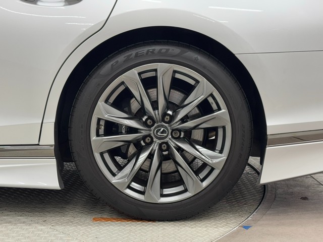 レクサス LS500 F SPORT