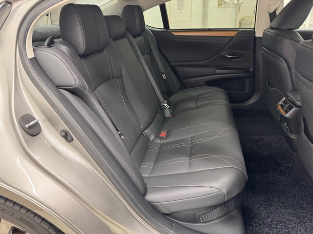 レクサス ES300h VER-L