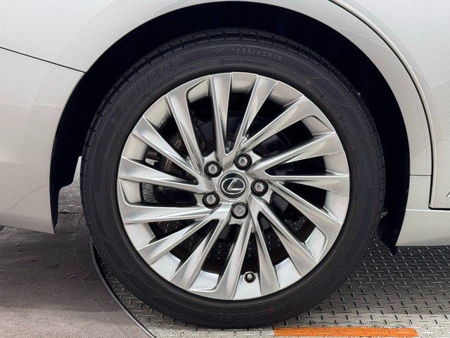 レクサス ES300h VER-L