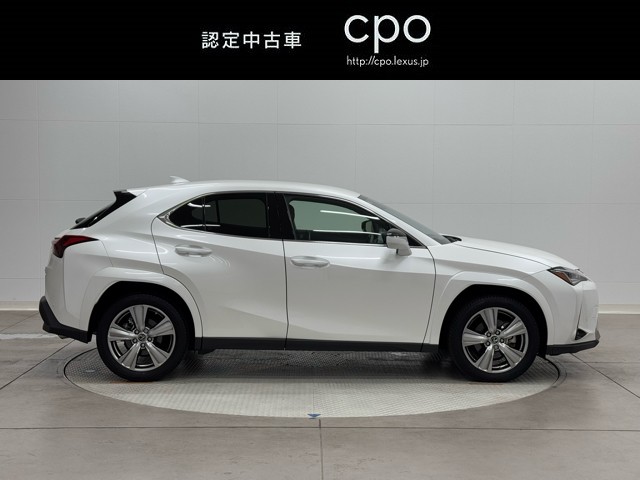 レクサス UX250h Graceful Expl