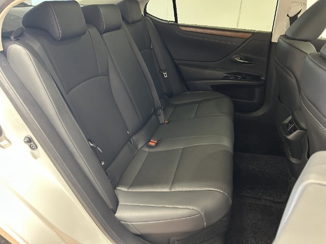 レクサス ES300h