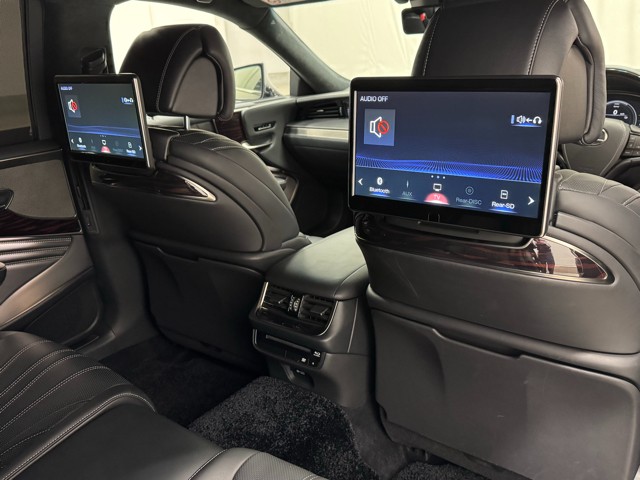 レクサス LS500h EXECUTIVE