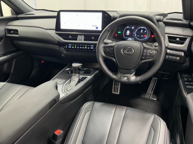 レクサス UX250h Fスポーツ