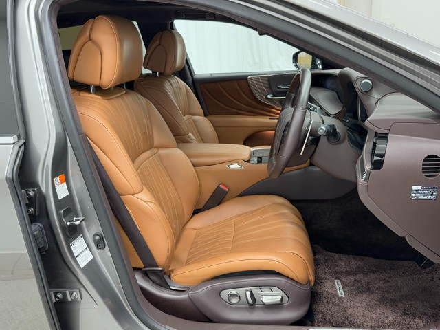レクサス LS500h EXECTIVE