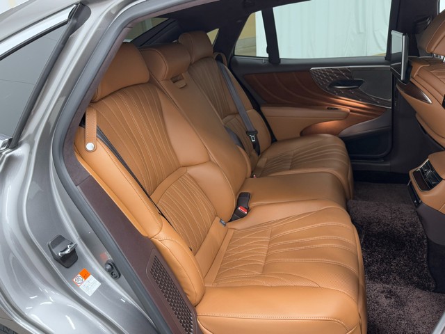 レクサス LS500h EXECTIVE