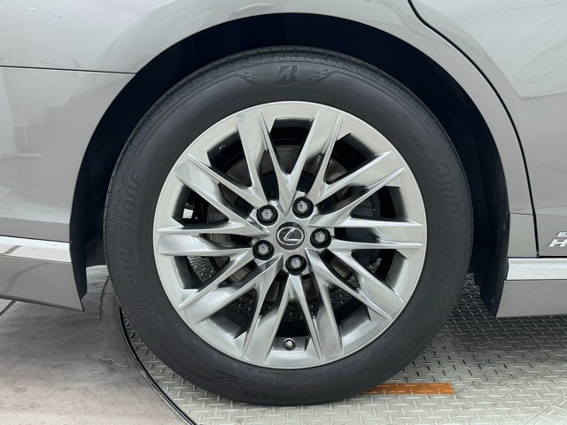 レクサス LS500h EXECTIVE