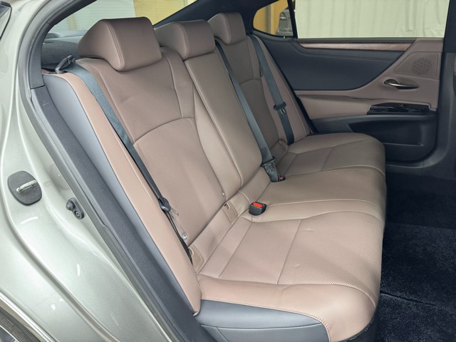 レクサス ES300h