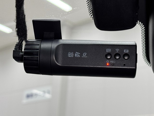 レクサス LC500h Lパッケージ