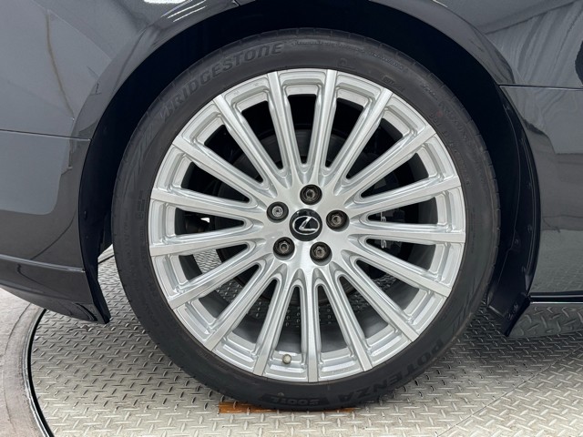 レクサス LC500h Lパッケージ