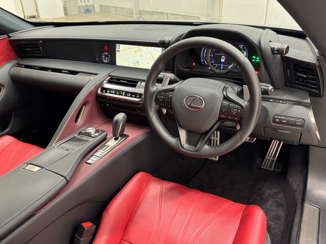 レクサス LC500h Lパッケージ