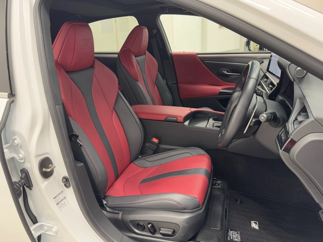 レクサス ES300h F SPORT