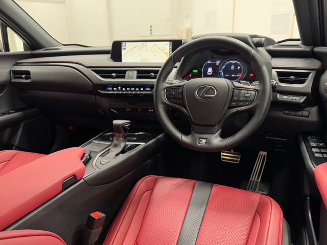レクサス UX250h Fスポーツ