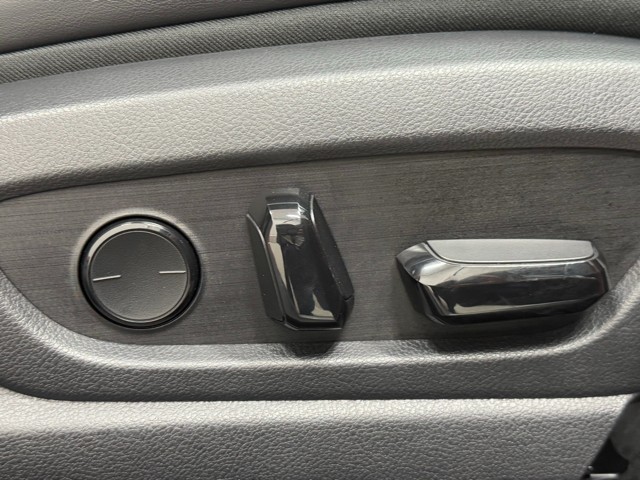 レクサス UX200 Fスポーツ