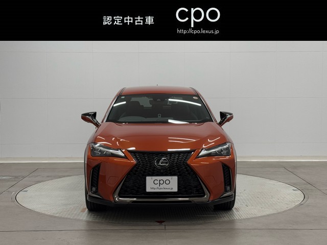 レクサス UX200 Fスポーツ