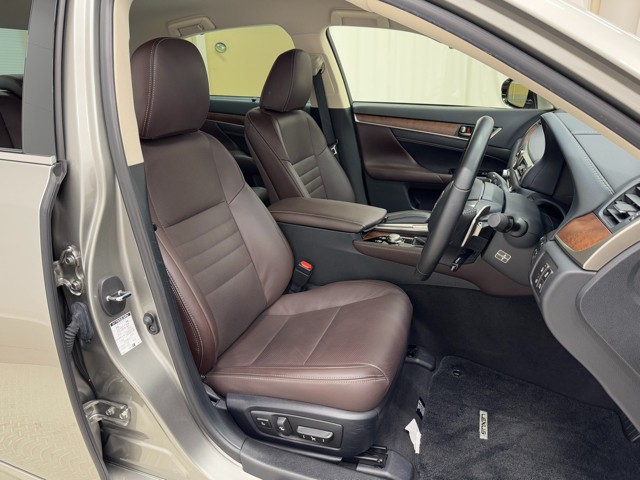 レクサス GS300h I-PKG