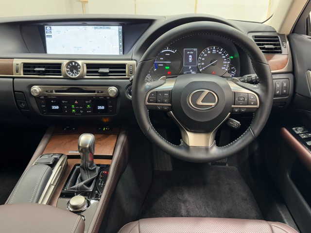 レクサス GS300h I-PKG
