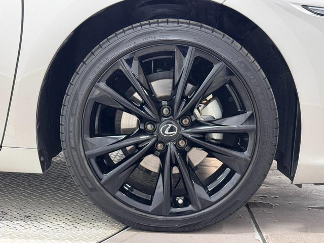 レクサス ES300h Fスポーツ